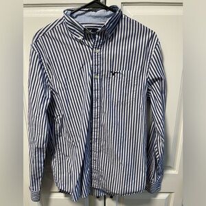 Men’s AE Long Sleeve Classic Button Solid Blue and White Strip Shirt Medium EUC